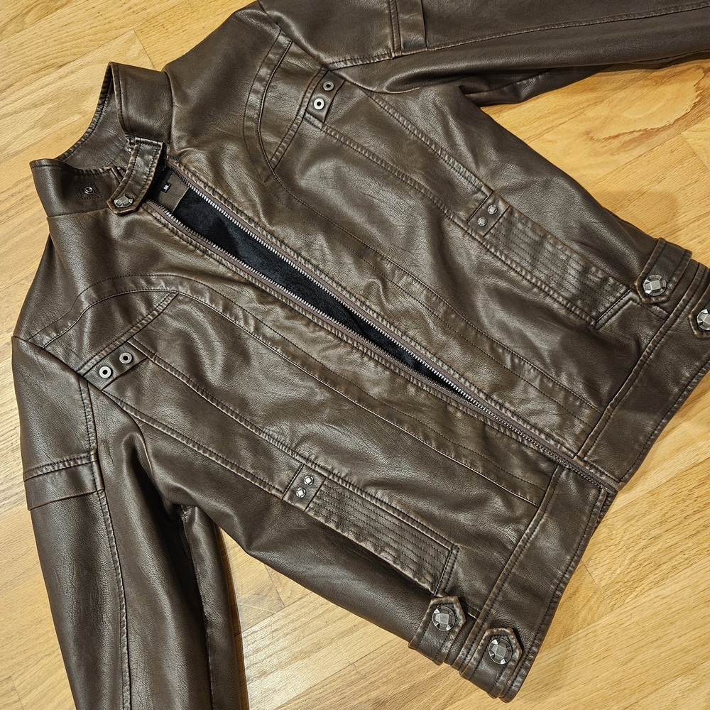 Men's Brown Leather Jacket. WORN ONCE